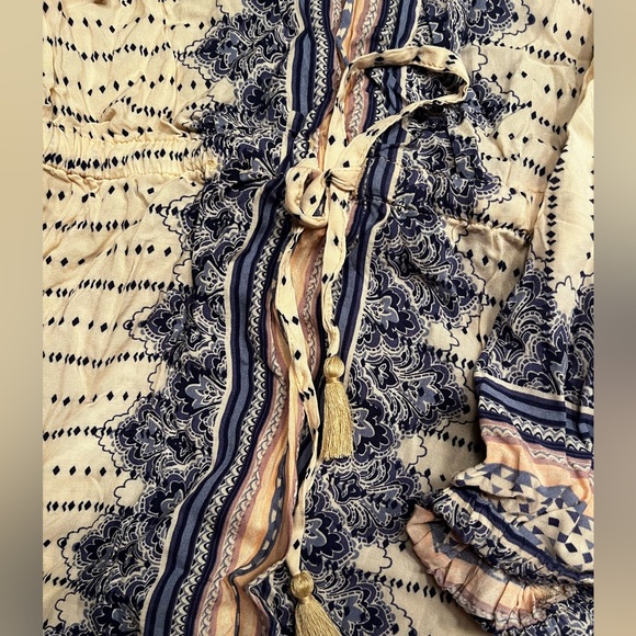 Rip curl romper/swim cover-up- NEW WITH TAGS, size M - Picture 3 of 4